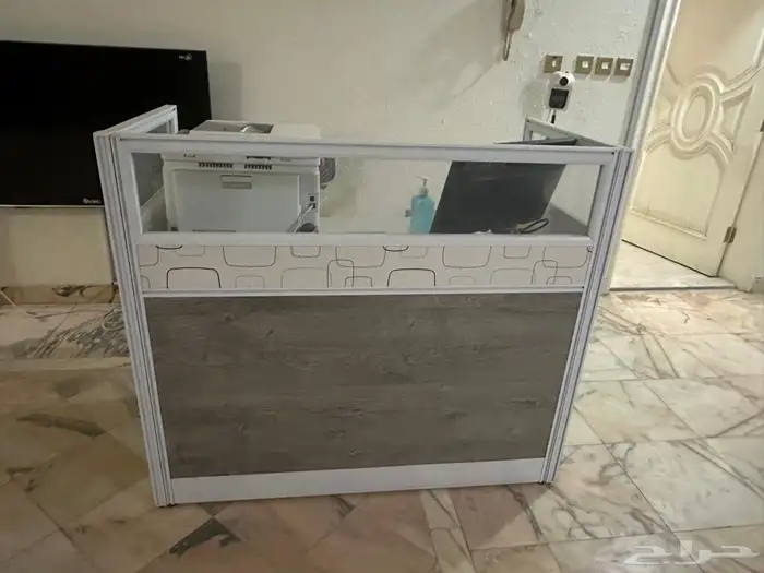 للبيع اثاث مكتبي 29