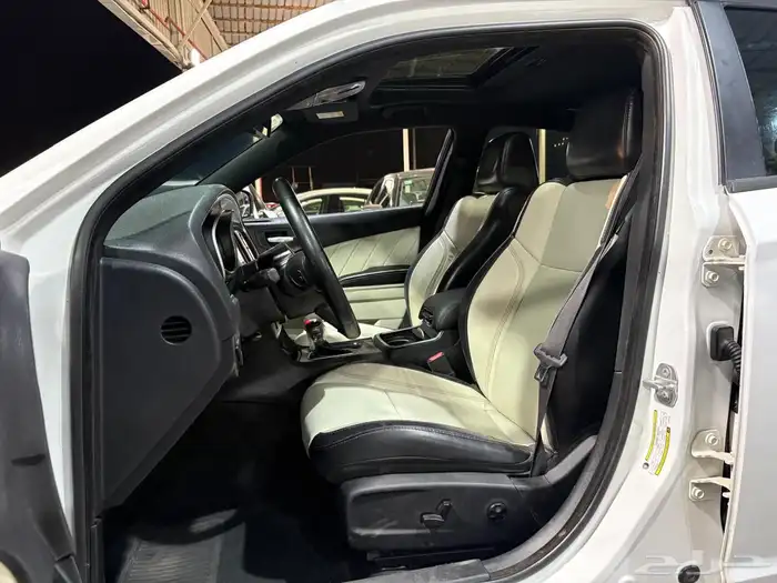 دودج تشارجر 2018 10