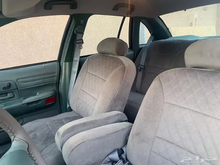 فور فكتوريا 1997 6