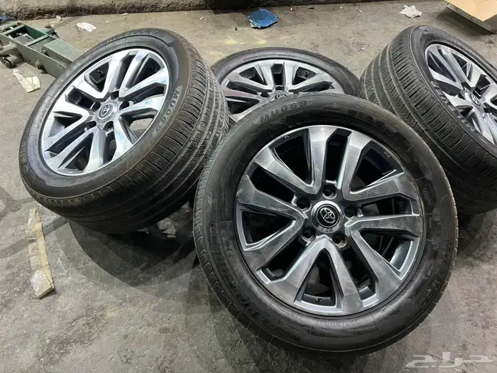 جنوط جيب لاند كروزر 2019 مع كفرات صيني 285.50.20 ت24 7