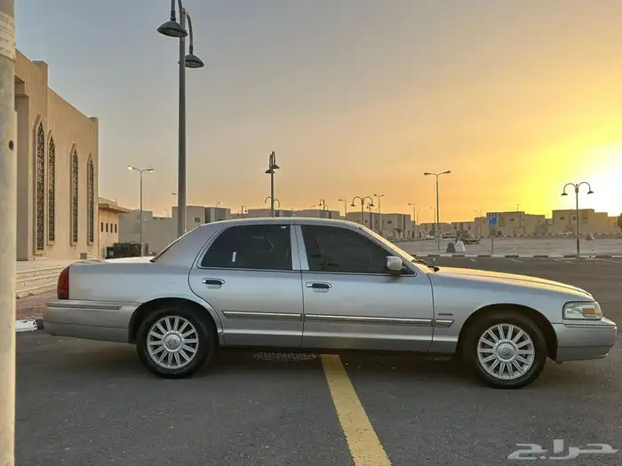 فورد ماركيز 2009 شرط من الصدام لصدام 8