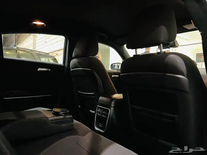 دودج تشارجر 2015 V6 ( بحالة ممتازة ) 7