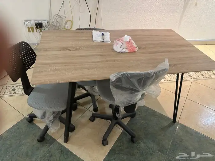 للبيع اثاث مكتبي 17