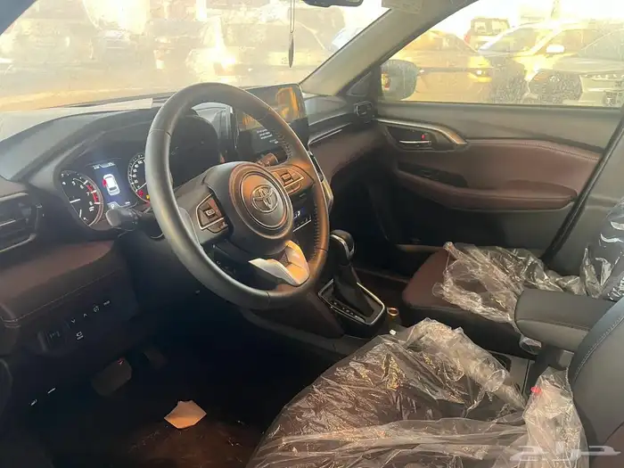 تيوتا اوربان كروزر اصفار موديل 2024 11