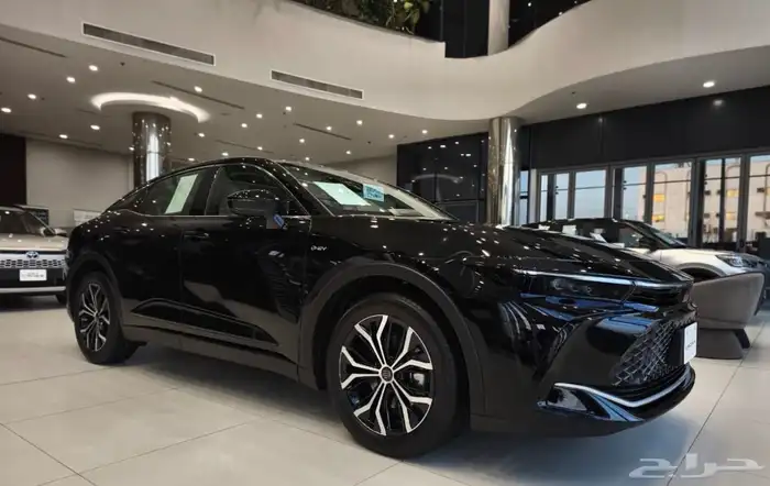 كراون بريميوم موديل 2026 اللون اسود 0