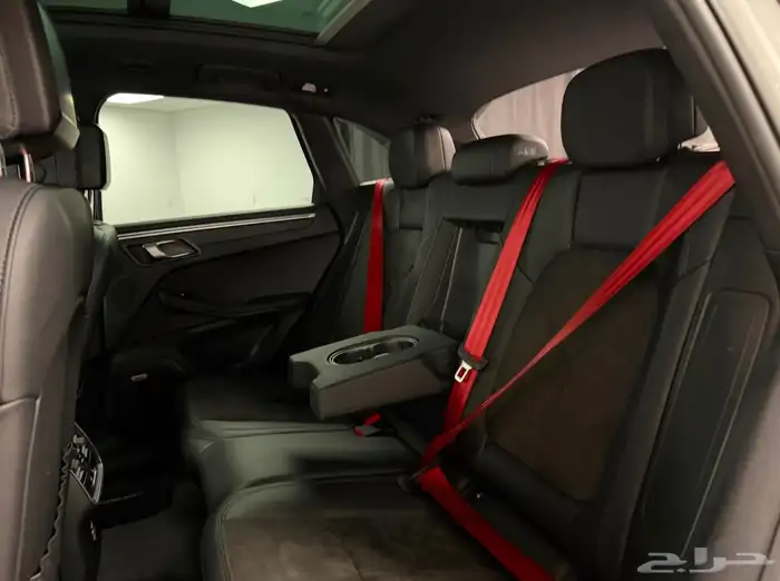 بورش ماكان 2021 8