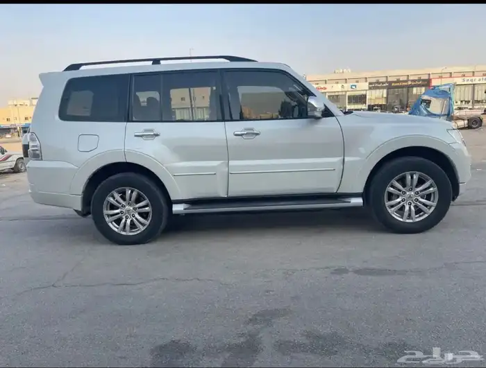 باجيرو 2016 العلامة الذهبية فل كامل 2