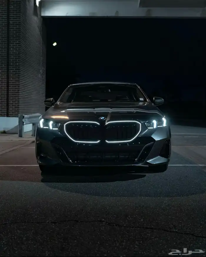 بي ام دبليو الفئة الخامسة 530i M Sport Package 1