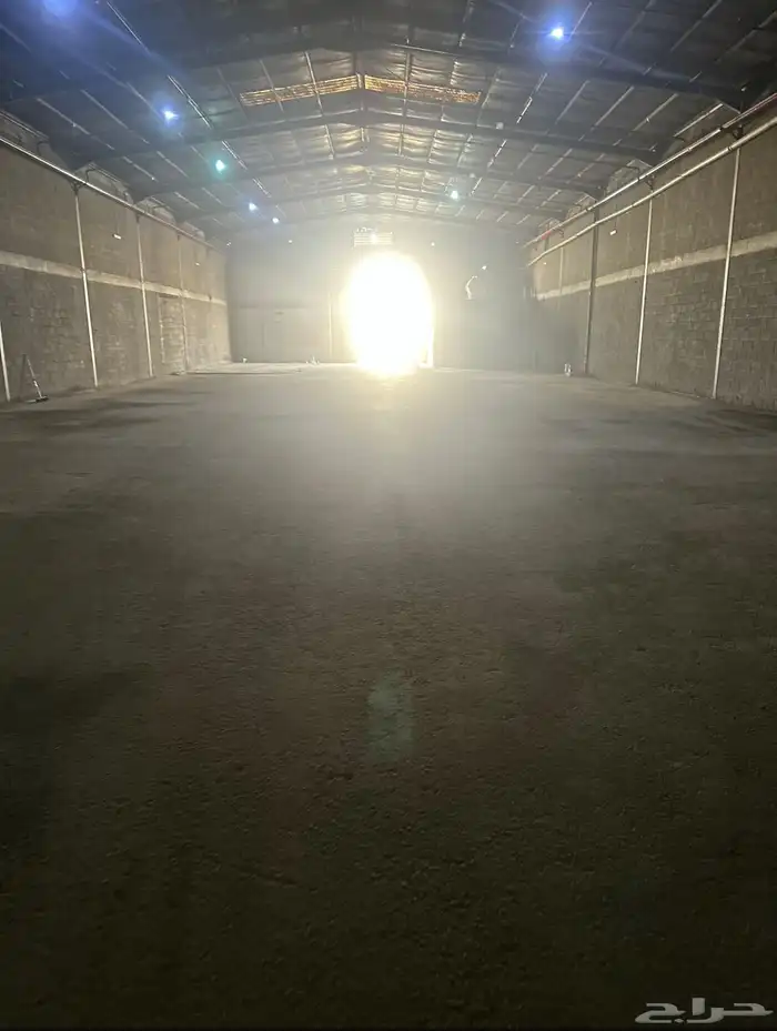 مستودع للايجار في موقع مميز بالسلي 1