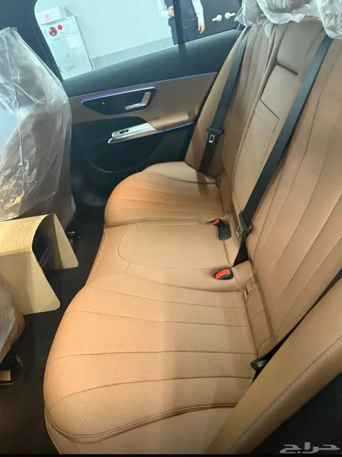 مرسيدس E200 AMG Night Packag 2026 اصفار وكالة 9