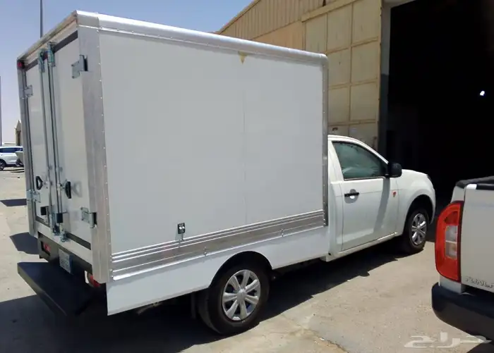 ايسوزو ديماكس 2026 ثلاجة تجميد تبريد جاف للايجار 3