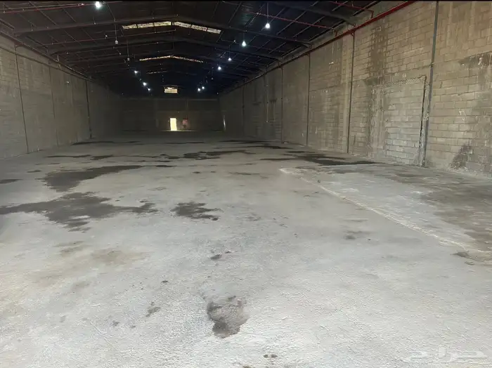 مستودع للايجار في موقع مميز بالسلي 0