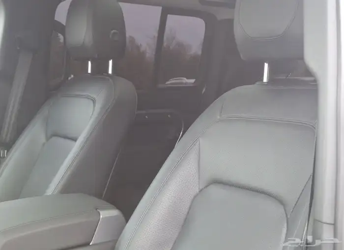 للبيع ديفندر موديل 2024 ممشى قليل وارد كندا 10