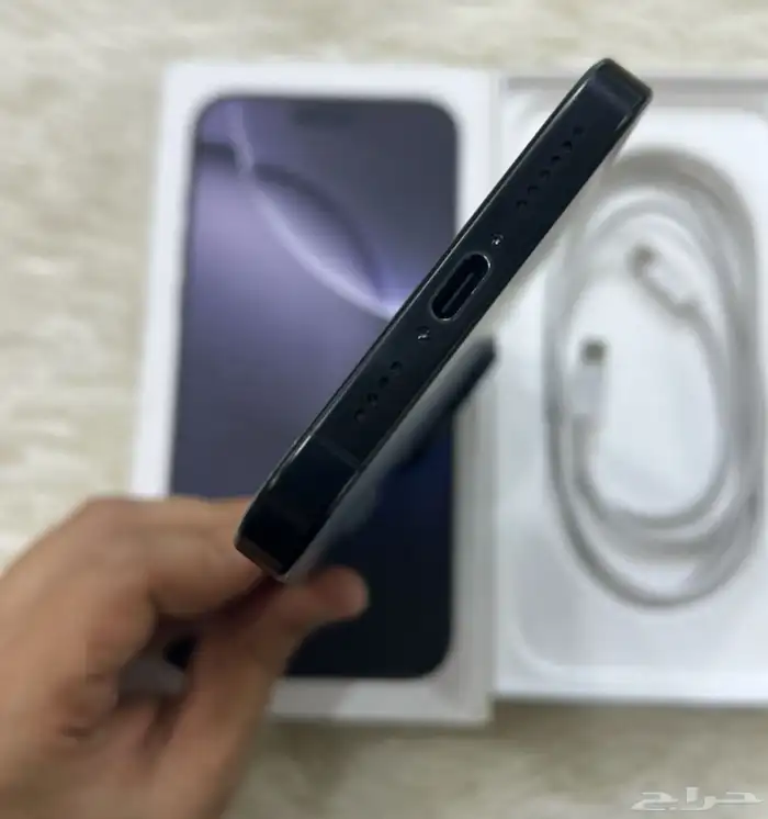 ايفون 16 برو ماكس 4