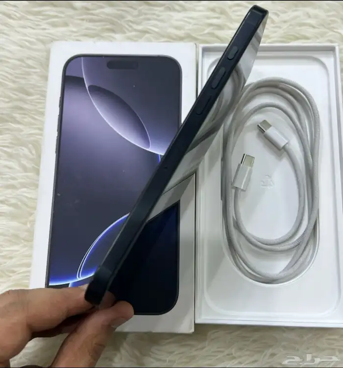 ايفون 16 برو ماكس 1