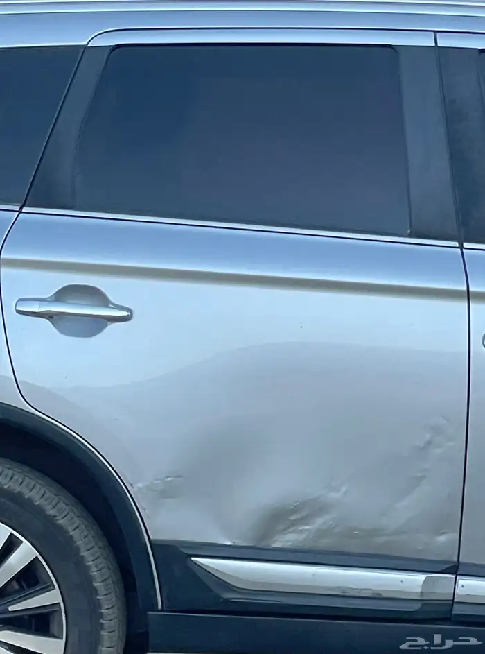 ميتسوبيشي آوت لاندر 2019 اللوحة خارج البيعة 14