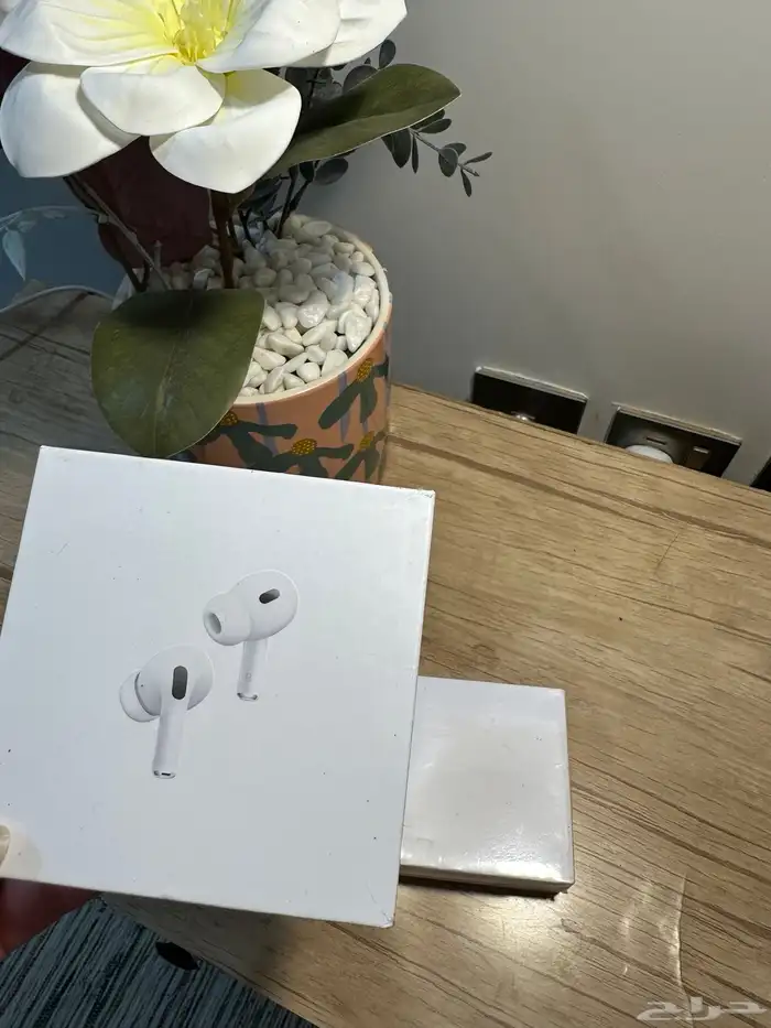 سماعة ابل AirPods شبة جديدة 1