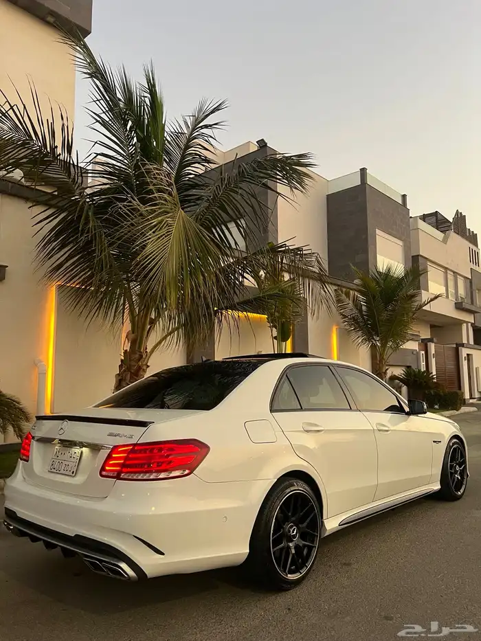 للبيع مرسيدس 2010 E350 5