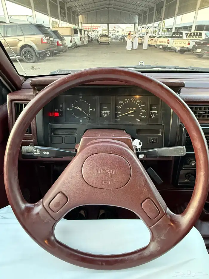 للبيع نيسان ددسن 1991 غمارتين شرط 18