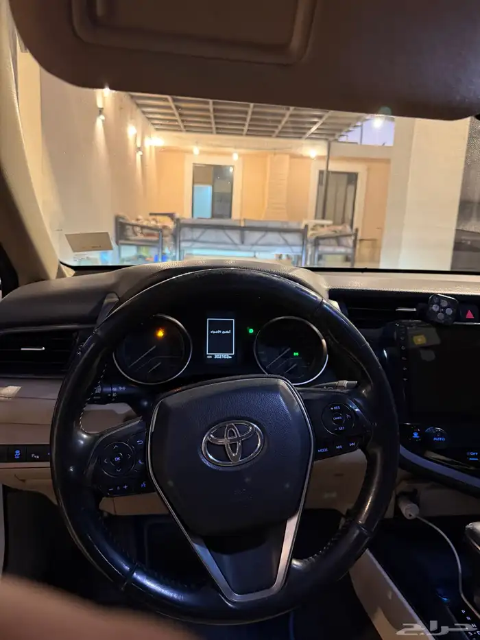 كامري 2019 هايبرد نضيفة للمستخدم 3