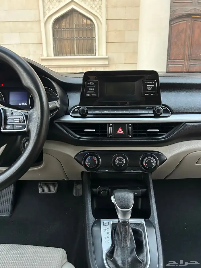 كيا سيراتو 2019 وكالة للبيع 18