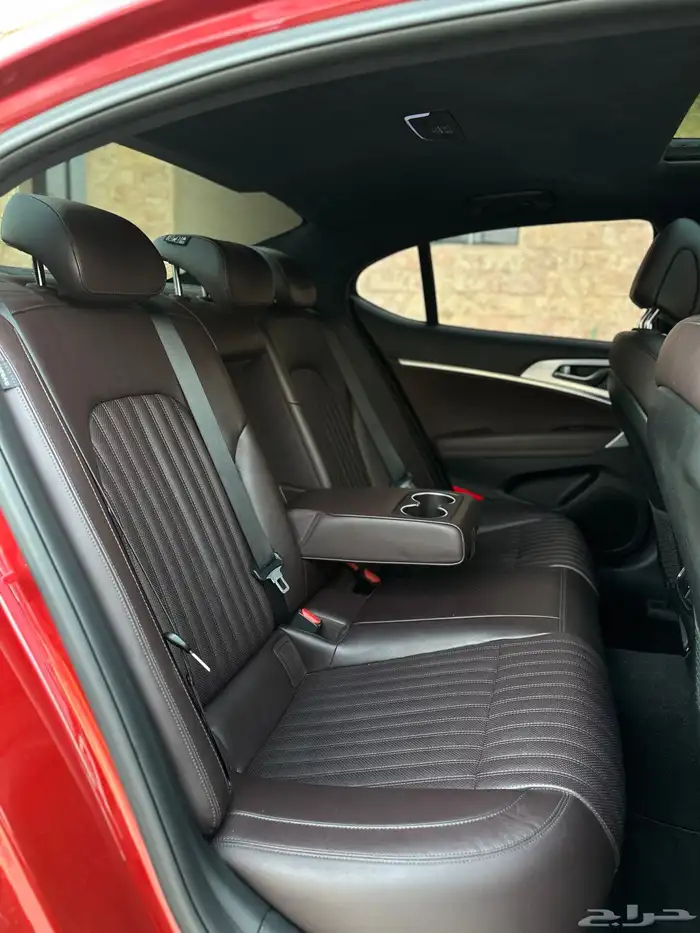 جينسس G70 2021 26