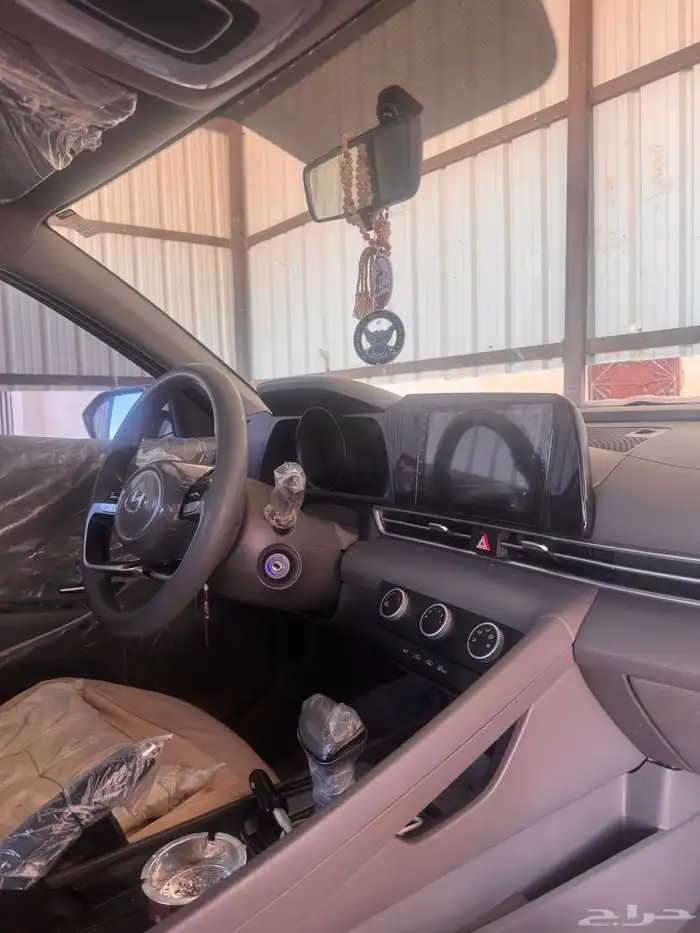 النترا 2022 مركبه عليه جنوط سمارات وشاشه وكاميره 2