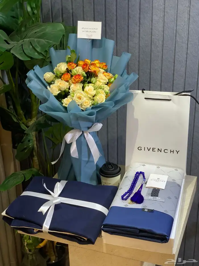 هدايا شتويه قماش شتوي  سديريه  سبحه وباقه 2