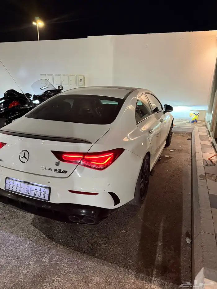 مرسيدس CLA45s amg 4