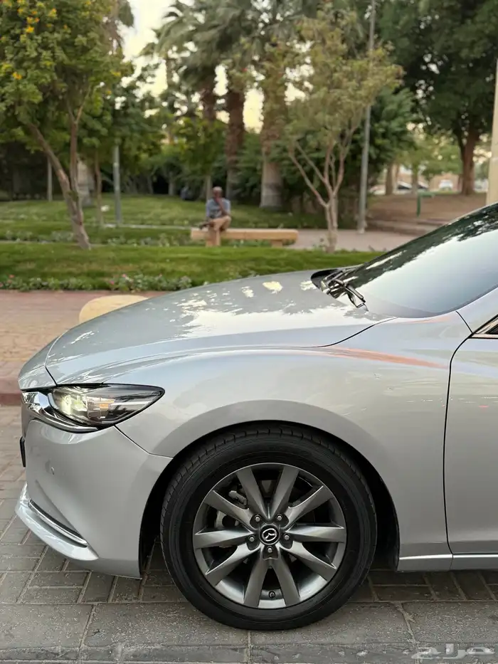 مازدا 2021 نص فل نظيفة مواصفات نادره سعودي 8