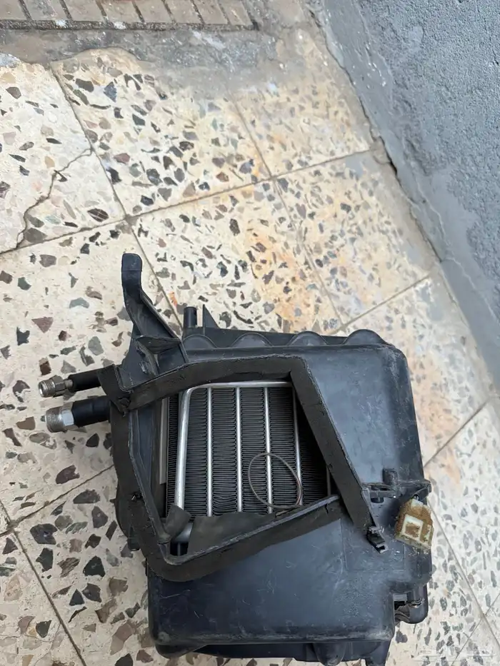 ثلاجة مكيف نيسان فتك 1