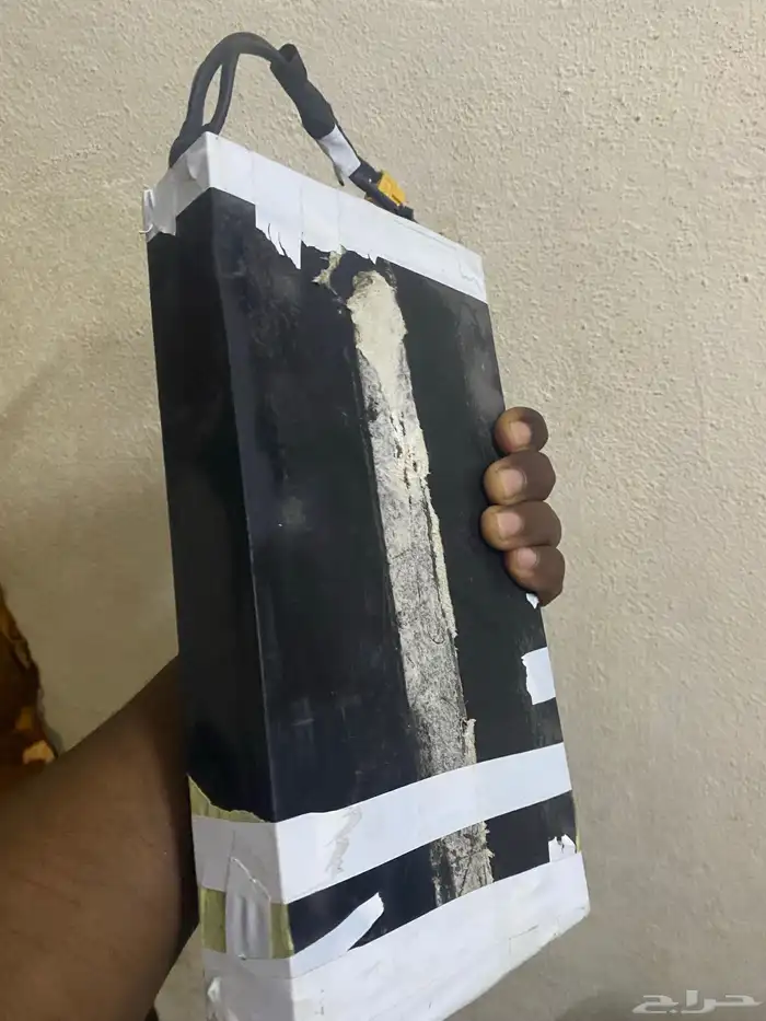 بطارية سكوتر 48 فولت للبيع للحاجه نظيفه ولا فيها اي عيب 2