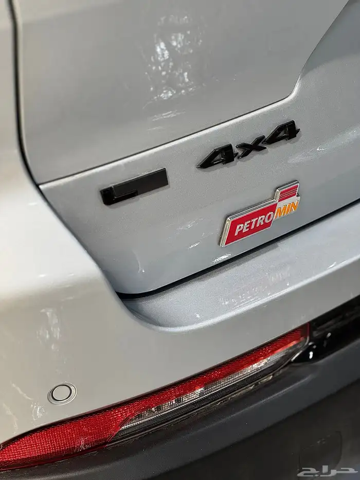 جيب jeep (اصفار) موديل 2023 36