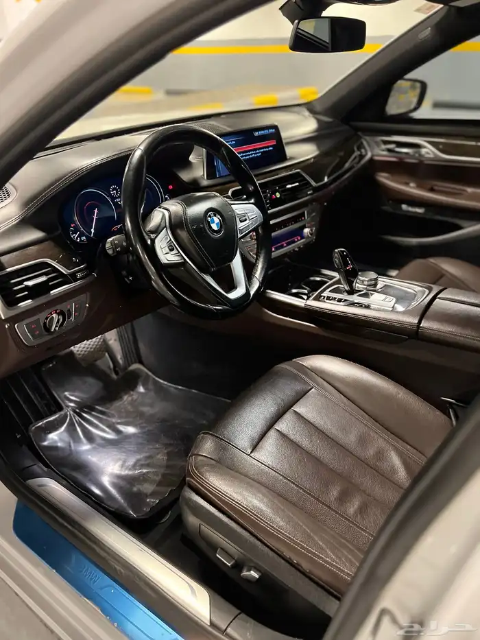 بي ام دبليو 2018 730 8