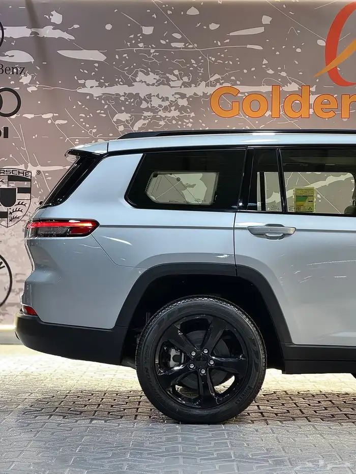 جيب jeep (اصفار) موديل 2023 14