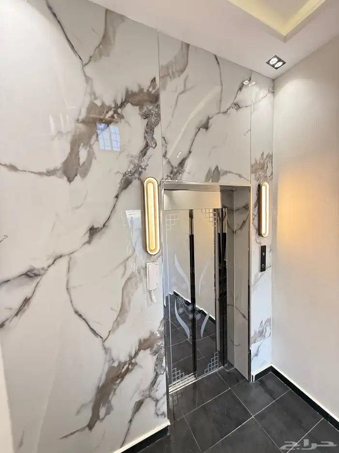 للبيع شقق سكنية فاخرة موقع مميز بحى المعارض بخميس مشيط 30