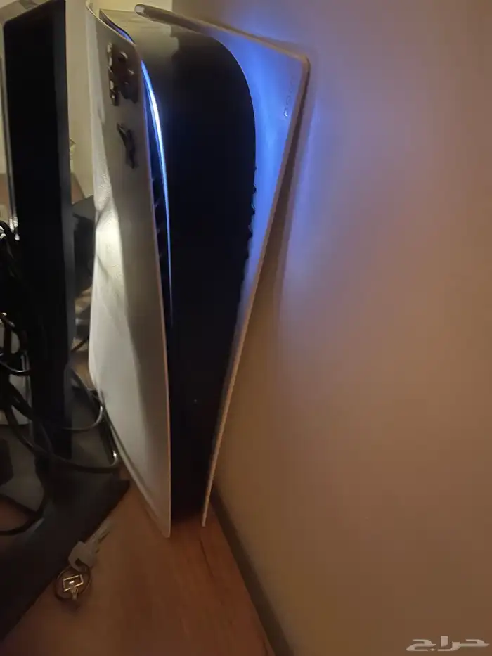 سوني 5 جديد مع يده جديده سماعه 1