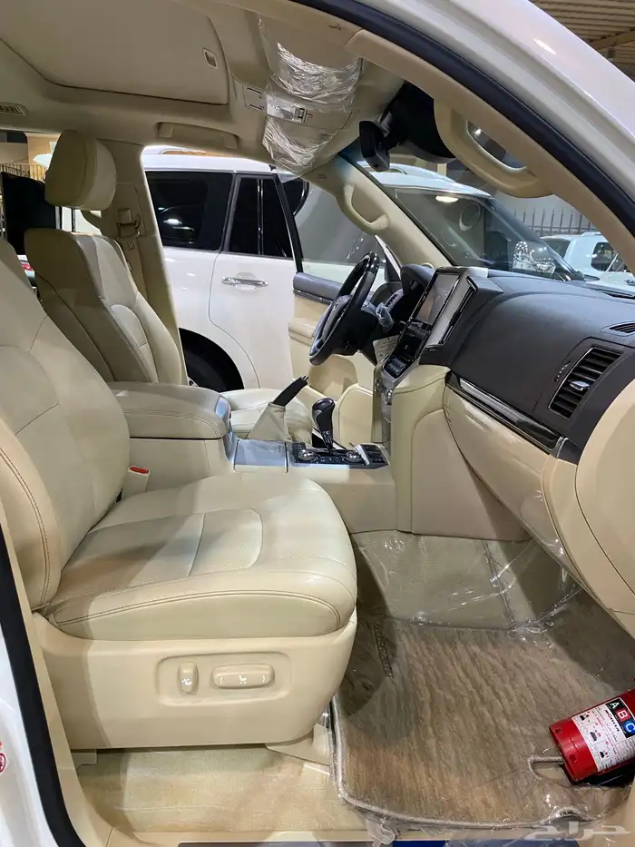 للبيع جيب VXS فل كامل 2016 هيدروليك بريمي عداد 74 الف 15