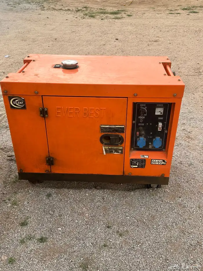 مكينة كهرب صينيه 10 ك نص كاتم 0