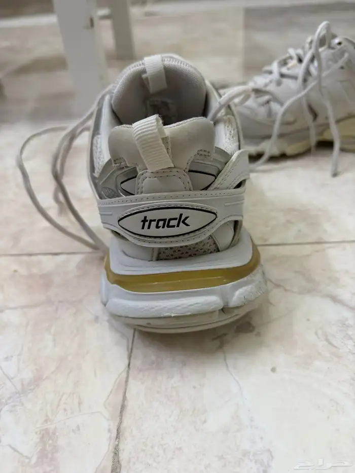 BALENCIAGA TRACK حذاء رياضي 1