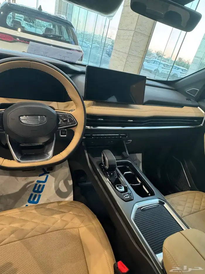 جيلي اوكوفانجو فئات متعددة موديل 2025 29