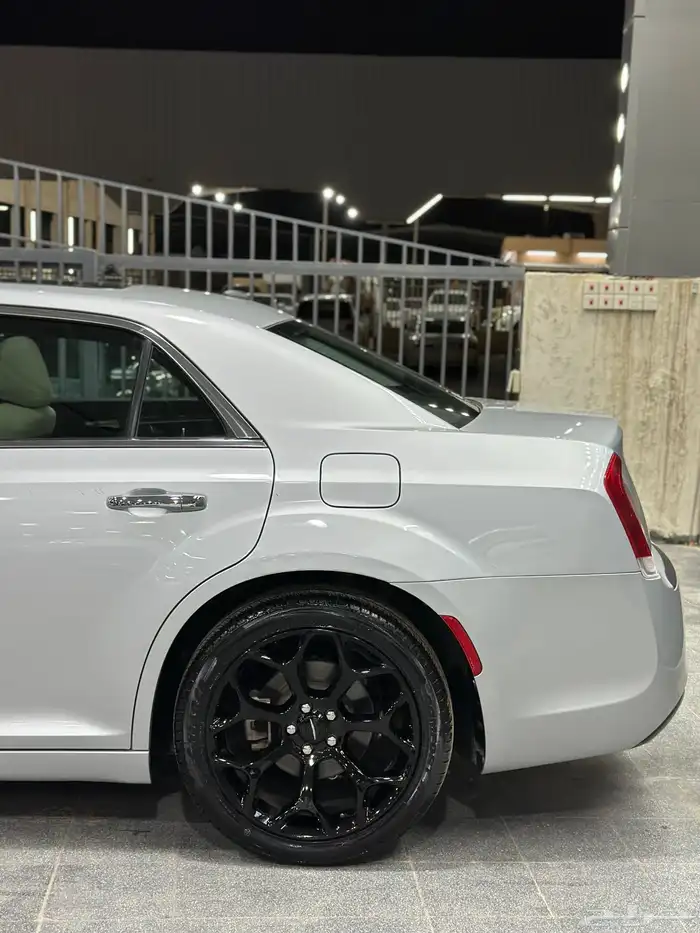 كرايزلر C300 فضي 2021 عداد قليل 31 لدى معرض(الرشيدي) 17