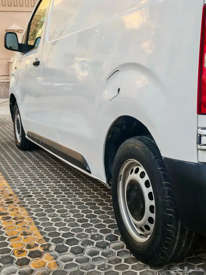 بيجو اكسبيرت 2018 ديزل مخزن كاش او اقساط 22