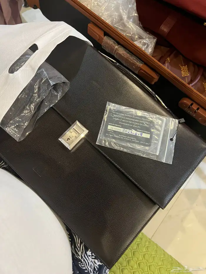 شنطة دانهيل Dunhill 1