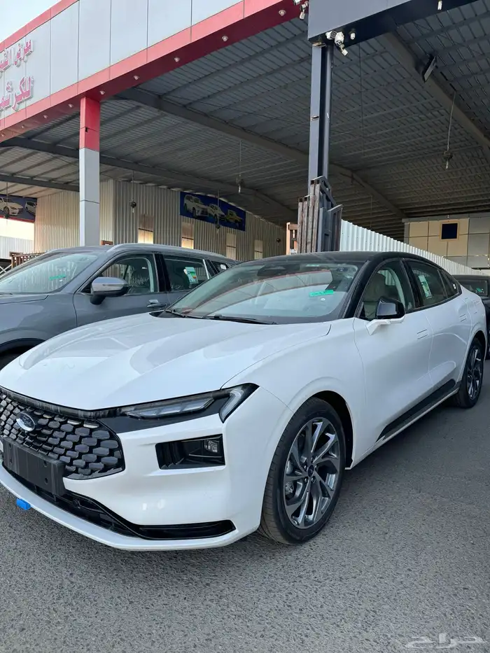 فورد تورس تيتانيوم فل كامل 2026 2