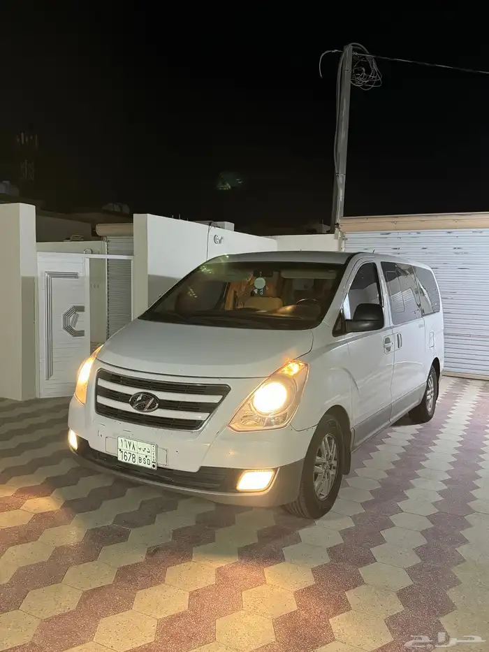 فان هونداي H1 8