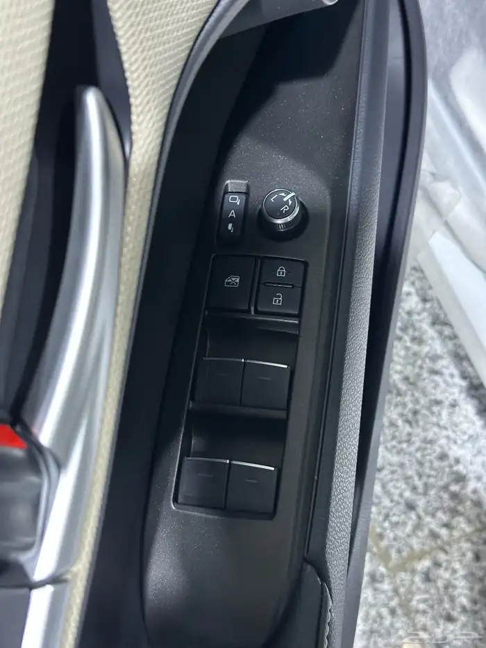 تويوتا كامري LE هايبرد ماكينه 2.5 موديل 2025 6