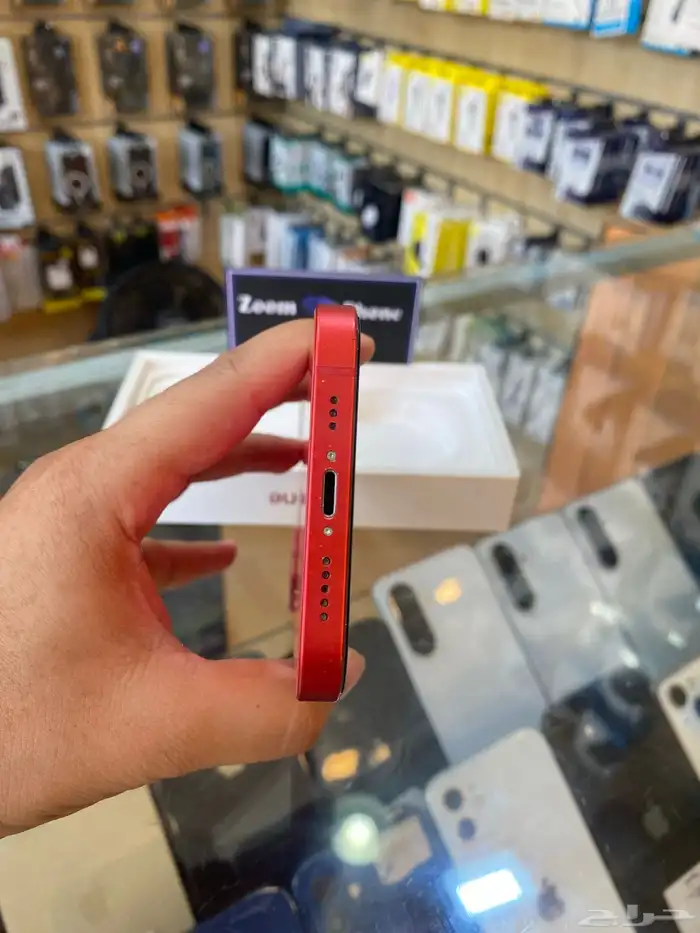 ايفون 12 العادي 3