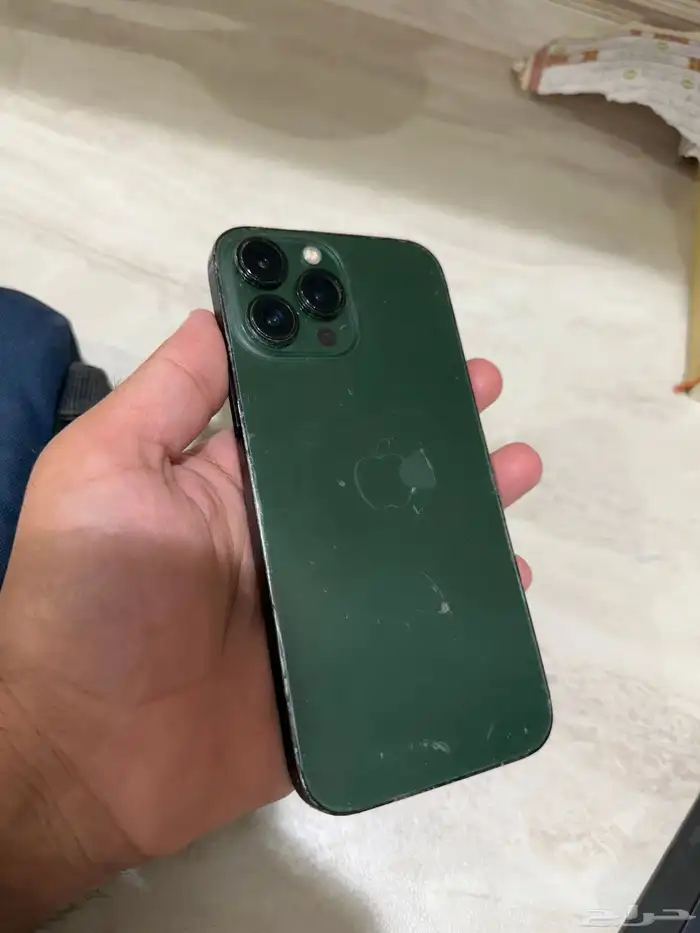 ايفون 13 برو ماكس 12