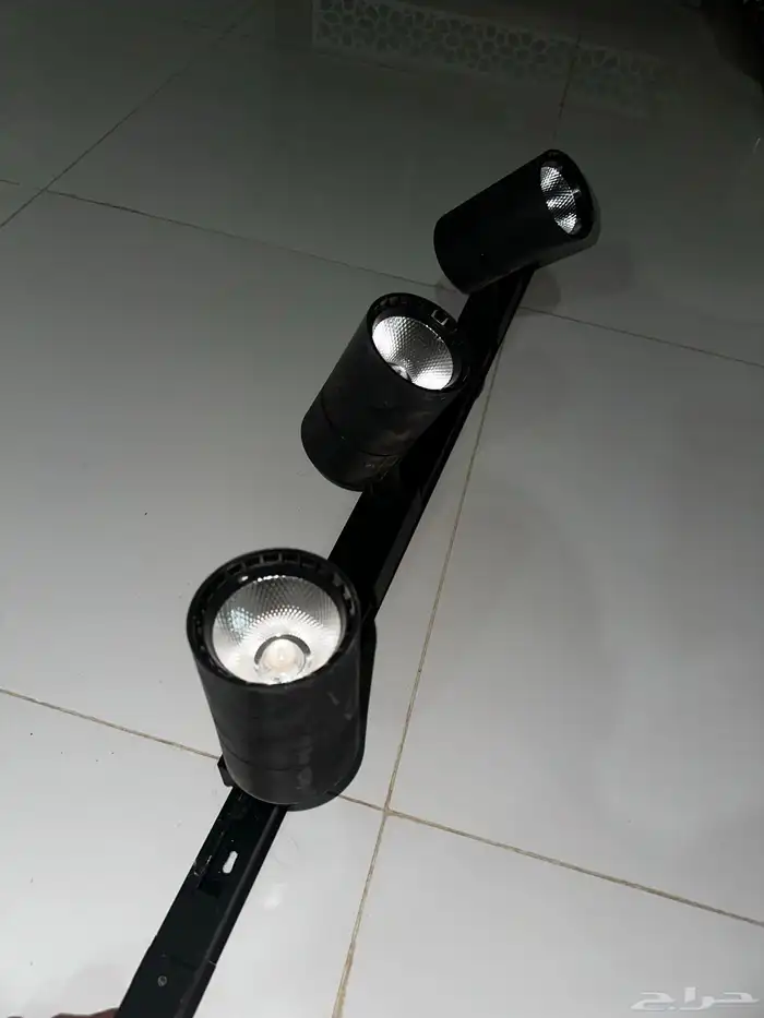 ثريات تعليق بطله واسعار منافسه وقواعد تعليق شاشات 2